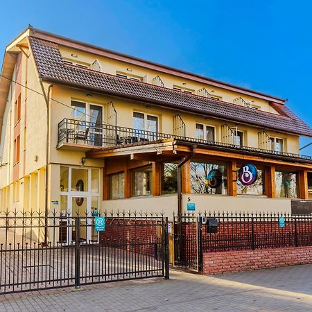 Balaton Colors Beach Hotel Siofok Ngoại thất bức ảnh