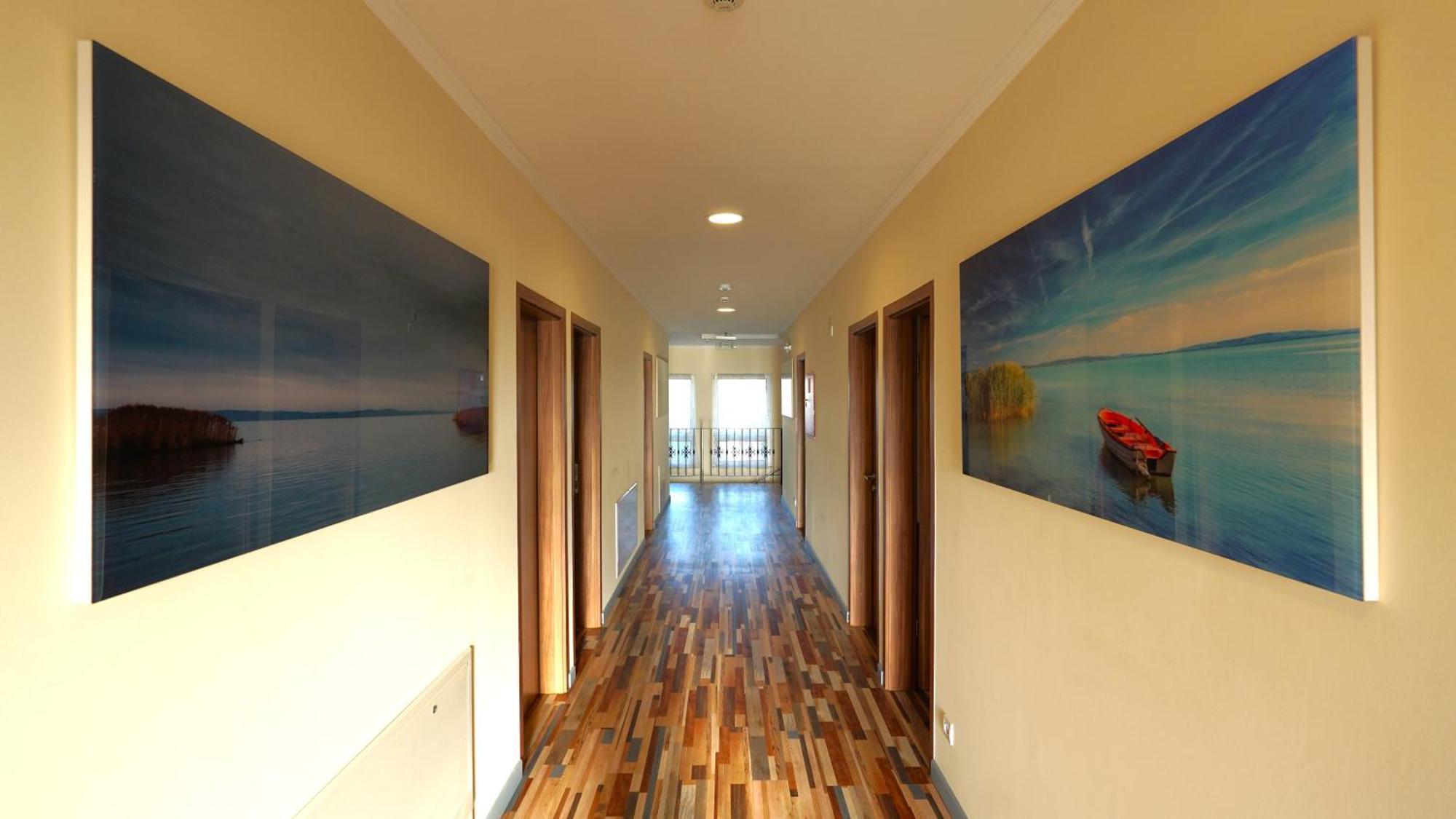 Balaton Colors Beach Hotel Siofok Ngoại thất bức ảnh