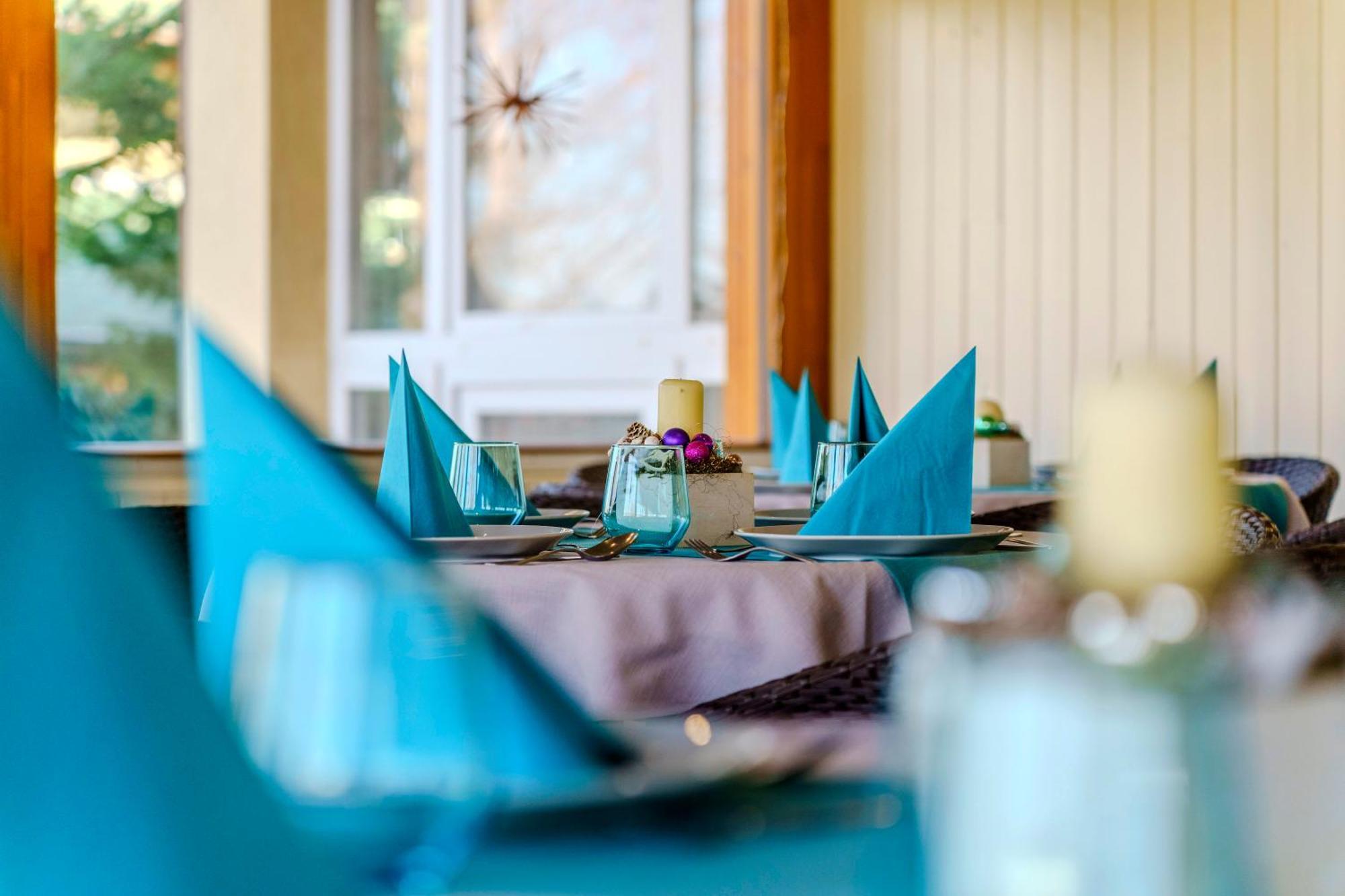 Balaton Colors Beach Hotel Siofok Ngoại thất bức ảnh