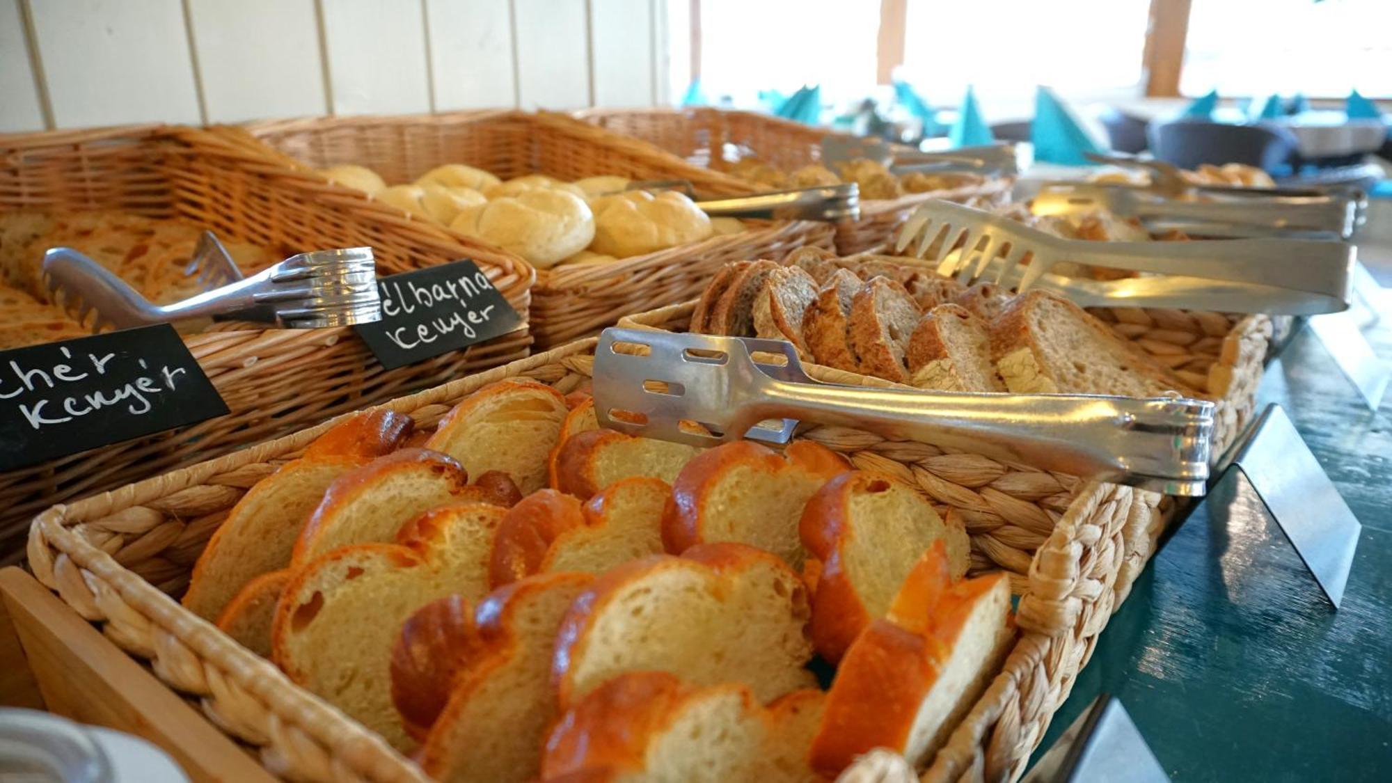 Balaton Colors Beach Hotel Siofok Ngoại thất bức ảnh