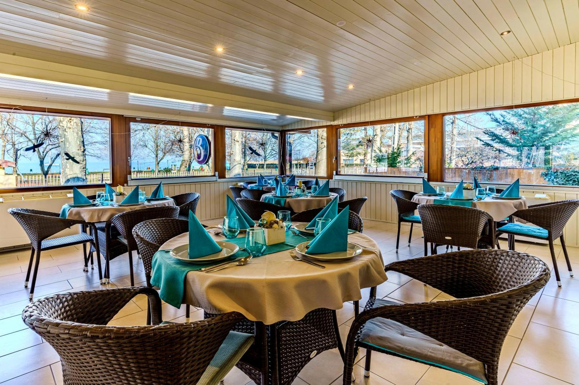 Balaton Colors Beach Hotel Siofok Ngoại thất bức ảnh