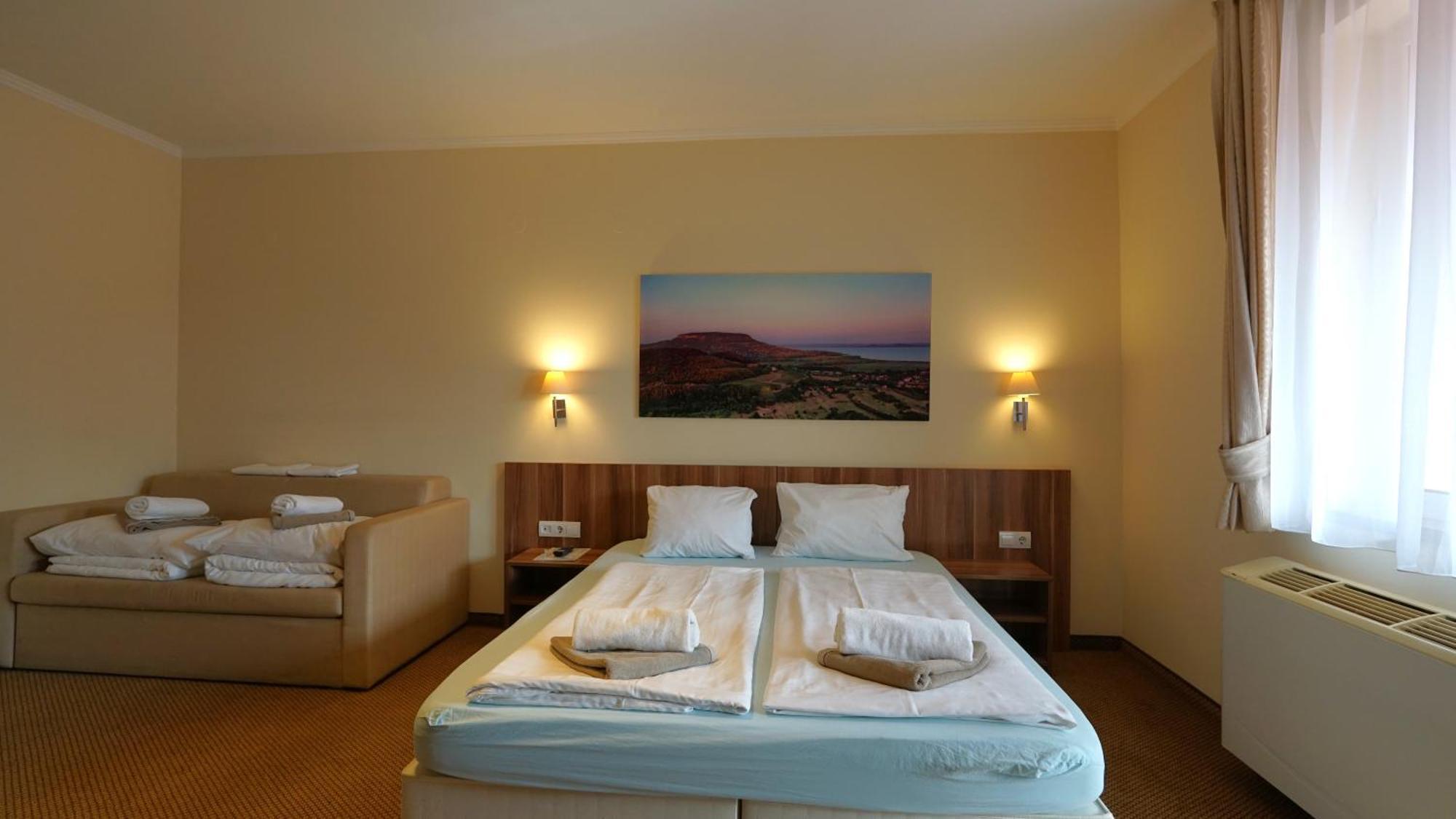 Balaton Colors Beach Hotel Siofok Phòng bức ảnh