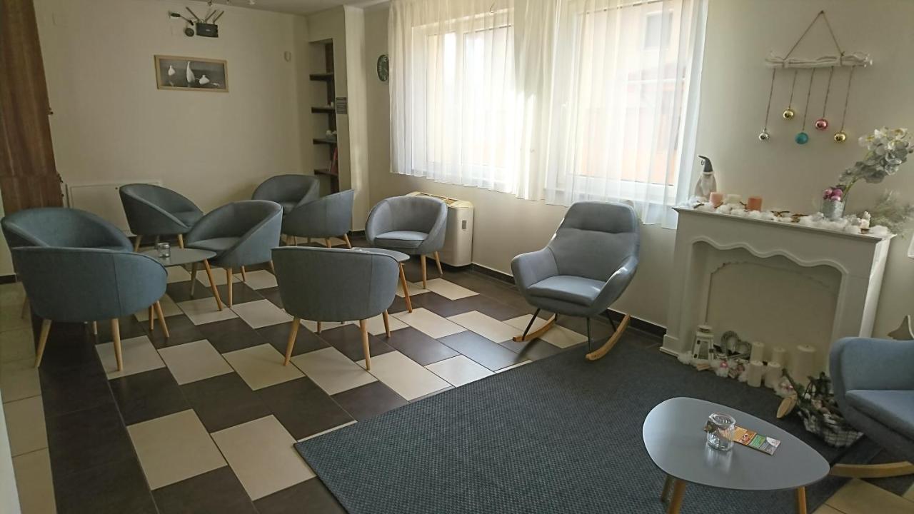Balaton Colors Beach Hotel Siofok Ngoại thất bức ảnh